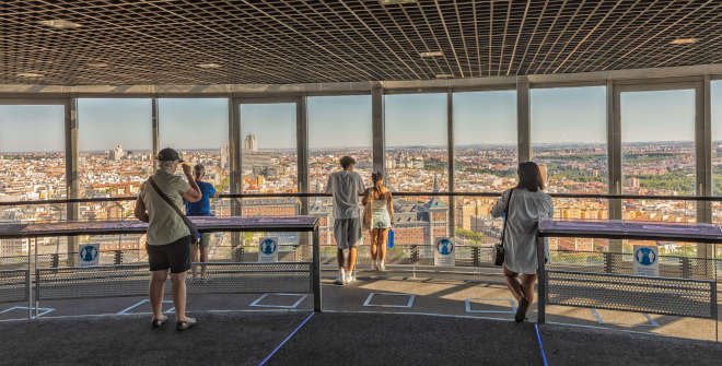 Faro de Moncloa. Verano 2023. Foto: Alváro López del Cerro © Madrid Destino